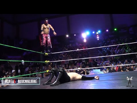 Los Golp3adores Vs Dinastía Karonte Vs Black Generation en los 45 años de la Arena Neza