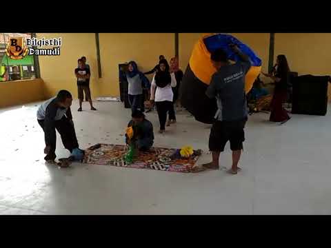 Bidadari Sintren mbrojol dari kurungan - SENI Tari SINTREN