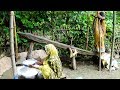 Traditional Dekhi: Making Rice Flour by Traditional Dekhi