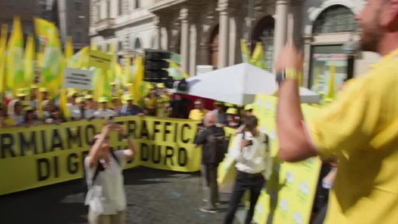 Blitz Coldiretti 'contro' trafficanti di olio e grano sotto 13 Prefetture d'Italia