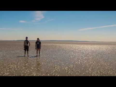 NEUWERK GERADEAUS - Das Alte wieder neu entdecken