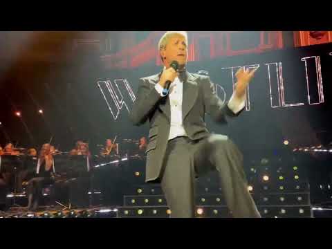 Westlife – When You’re Looking Like That (Live at the Royal Albert Hall | 27 October 2025)