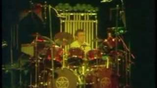 Rush ByTor/ In The End/ In The Mood/ 2112 Finale live Exit... Stage Left 1981