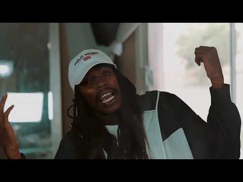 Trappin A$$ Mal - "Errybody"