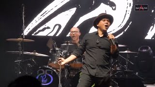 Download lagu Hitam, Begitu Indah - Padi Reborn | At Konser Perak 25 Tahun mp3