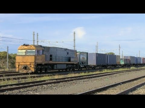 Australian Freight Train - Railways of Australia - PoathTV