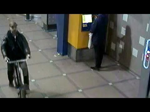 Den Haag: Diefstal telefoon studente (22) in de Waldorpstraat