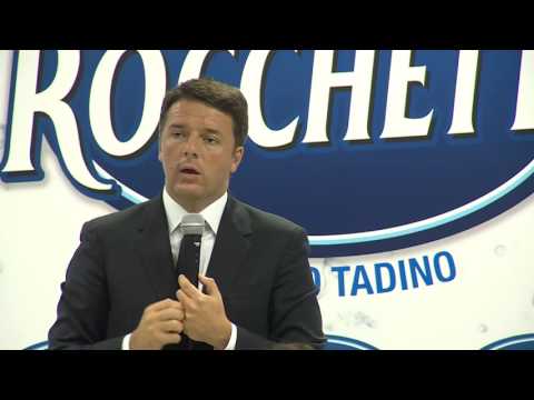 Renzi visita lo stabilimento "Rocchetta" di Gualdo Tadino