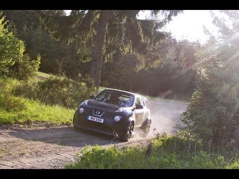 Nissan Juke R – ein mattschwarzes Monster