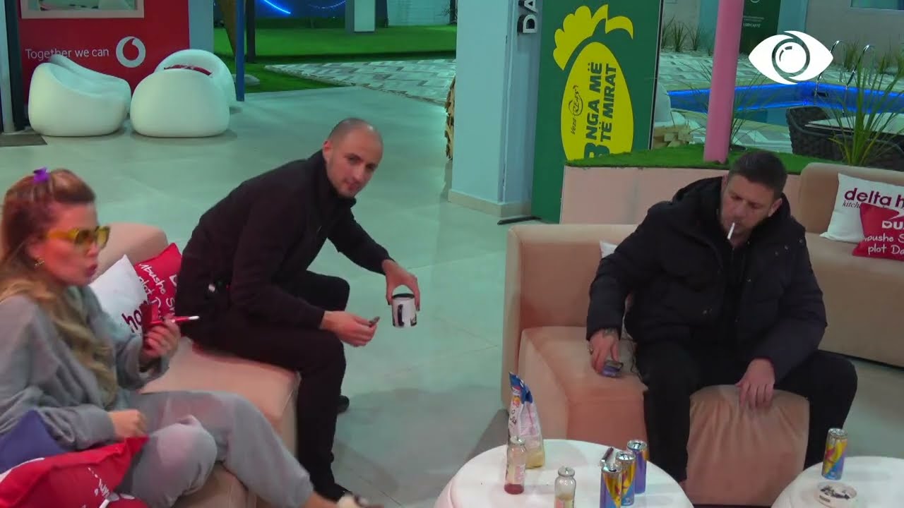 Diskutime për organizimin e dasmës kosovare/ Acarohet Valbona