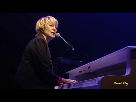 Alice Dona La chanteuse a vingt ans (tournée des idoles 2011 saison 6)