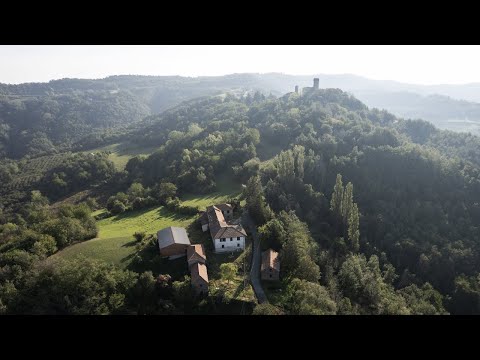 #14 First time laying bricks - Slow living in the north of Italy