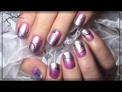 Die Behandlung gribka der Nägel von der ultravioletten Lampe Der Knoblauch von gribka die Füsse