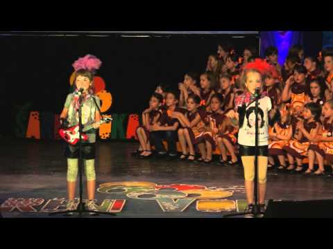 4* Festival ŠARENI VOKALI - Nikolina Ivković i Katarina Živković - Malo ljubavi (HD)