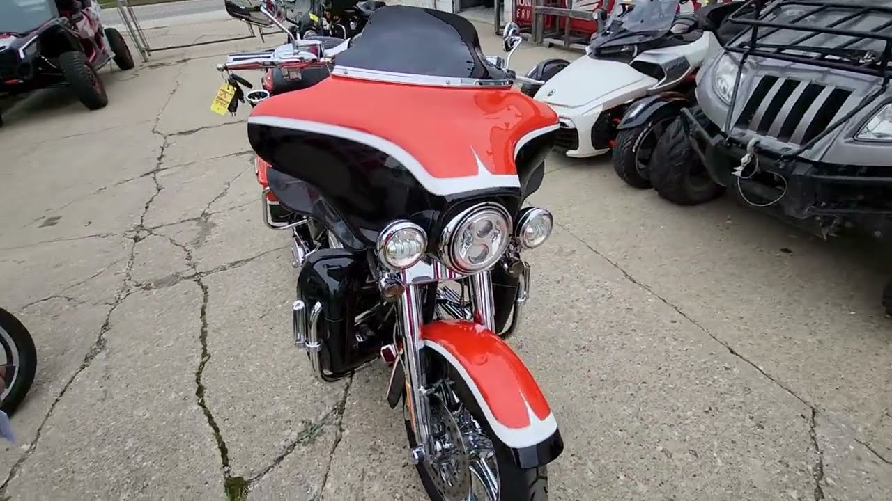 2012 Harley-Davidson® CVO™ Ultra Classic® Electra Glide® Motorcycle