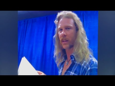 James Hetfield clowns Axl Rose