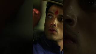 Download lagu He suprised her look 🥰😍😘 .......... kaisi yeh yaariyan ❤️💜💚💛💙 mp3