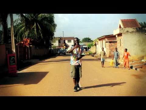 M.anifest - suffer (Official music video)