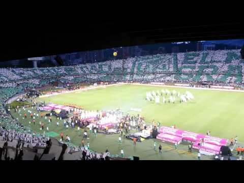 "Salida Atlético Nacional vs Júnior." Barra: Los del Sur • Club: Atlético Nacional • País: Colombia
