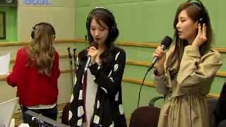 SNSD - Bomnal (How great is your love) Kiss the radio Oct 21, 2011 GIRLS&#39; GENERATION Live