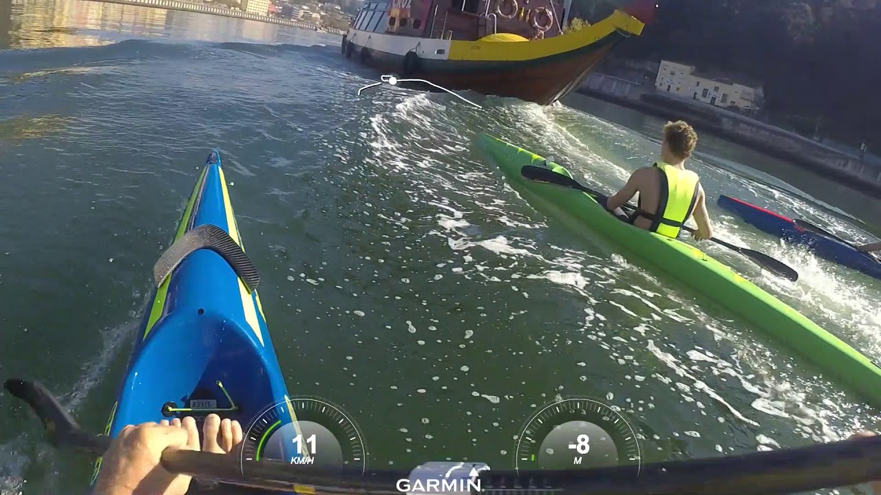 Cornwall Paddlers in Porto waves