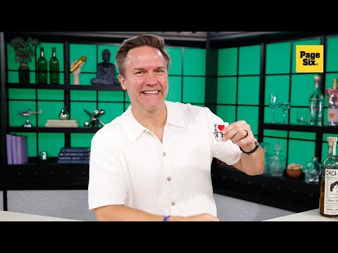 Ginny & Georgia’s Scott Porter opens up about losing to both Vanessa Hudgens and Chris Evans