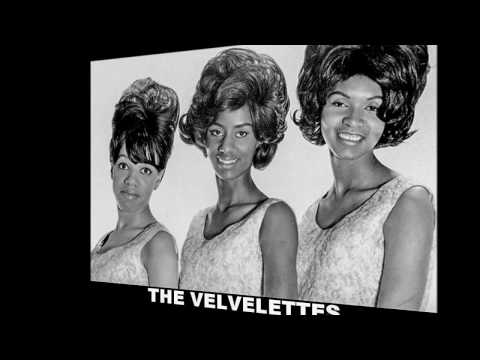HD#030.The Velvelettes 1965 - "A Bird In The Hand (Is Worth Two In The Bush)"