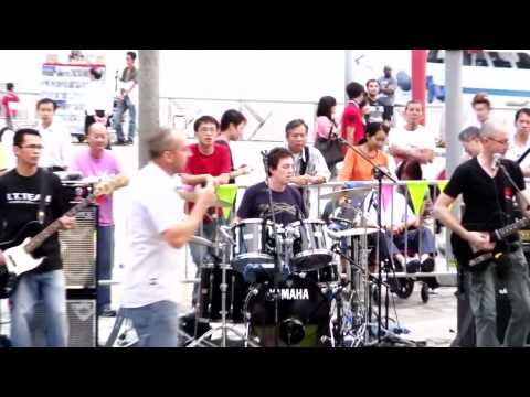 [ENG] Jimmy2Times in Tom Lee Music Carnival (Oct 2010)