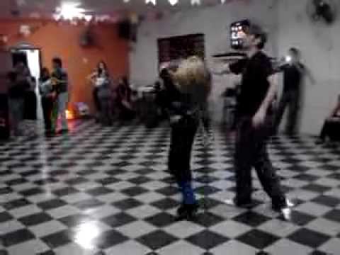 Demo Pablo Schmoller & Nadia Santa Cruz na escola Giros BH