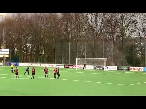Keeper Houtwijk mist penalty
