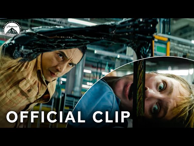 Rev-9 vs. Grace Factory Fight - Full Scene