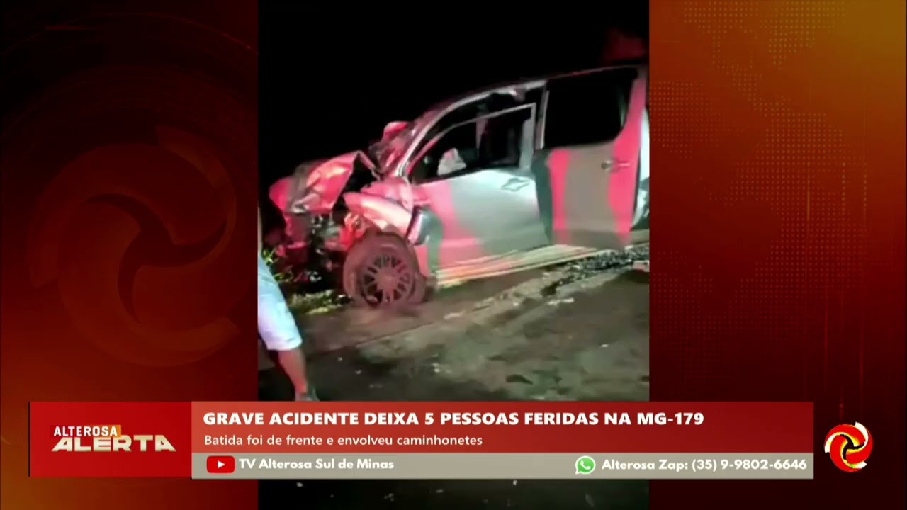 Acidente entre duas caminhonetes deixa cinco feridos em Alfenas