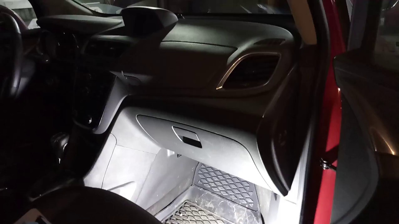 Как поменять фильтр салона Opel Mokka: пошаговая инструкция