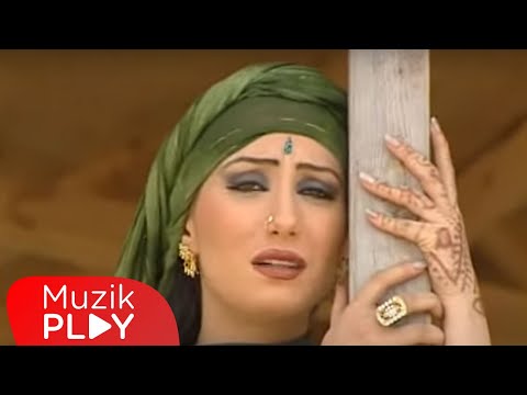 Müjde - Sürgündeyim Ben (Official Video)