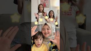 Download lagu BINTANG 5😎🥳BUNDA DANCE SAMA GENG ALPHA🤩🤣#dienafitri #leika #shorts mp3 Download lagu BINTANG 5😎🥳BUNDA DANCE SAMA GENG ALPHA🤩🤣#dienafitri #leika #shorts mp3