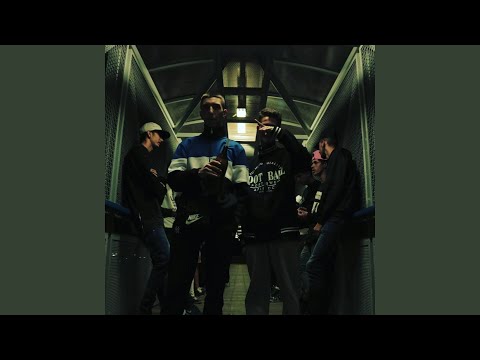 Komandando (feat. Lil Dirty)