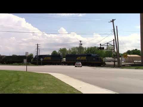 Adeway Road Railroad Crossing - KB&S 701 and 702 in Fowler, Indiana
