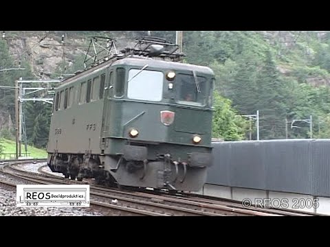 2005-08 [SDw] 4/5Wassen Gotthard, AMAZING consists, Re 20/20, Re 10/10, 12 superb trains 10min!
