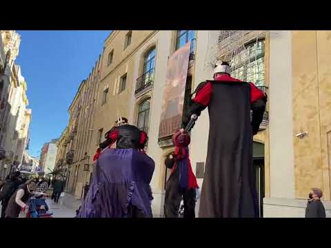 La compañía Planetarium anima el centro de la ciudad con su Fantasía Medieval