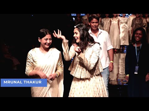 download lagu mp3 mp4 Aavaran Udaipur, download lagu Aavaran Udaipur gratis, unduh video klip Aavaran Udaipur