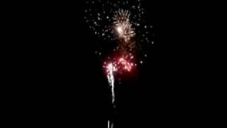 preview picture of video 'New Years Eve 2011 Fireworks Bribie Island  - 8pm show'