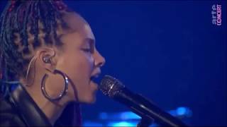 Alicia Keys - Pawn It All Live
