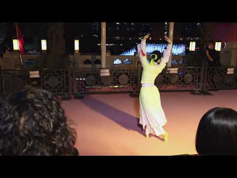 中國舞表演 3 - 4K影片 - 香港 2022 嗇色園黃大仙祠 中秋花燈園遊會 2022年9月9日
