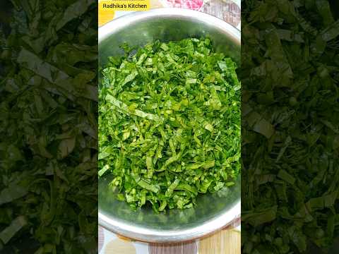 पालक की भुजिया 😋👌| Quick Palak Sabji | Spinach Racipe | #shorts #spinach #palak #bhujiya #viral