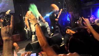 Arch Enemy en Chile 2015 - (Intro) Tempore Nihil Sanat (Prelude in F minor) & Enemy Within