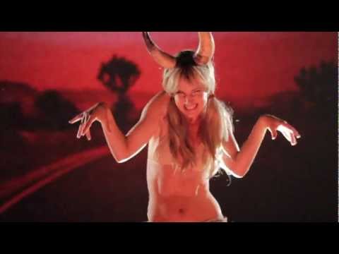 Deep Dark Robot - Can't Getcha Out Of My Mind