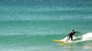 preview picture of video 'Surfer at Boomerang beach'