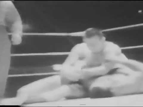 Gene Kiniski vs The Mighty Ursus Buffalo, NY 1950's professional wrestling match