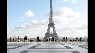 Paris -   L'esplanade du Trocadèro avec vue sur la Tour Eiffel