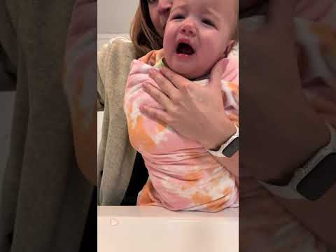 Safe nasal rinse for babies 🥰 Stars Stripes Little Lives #StarsStripesLittleLives